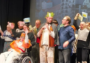 Aktorzy podczas przedstawienia