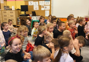 Dzieci podczas pokazu