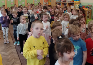 Dzieci podczas koncertu