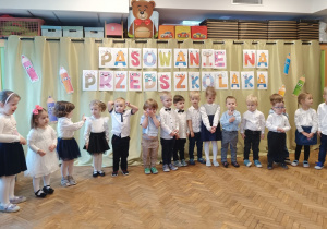 Dzieci podczas występów