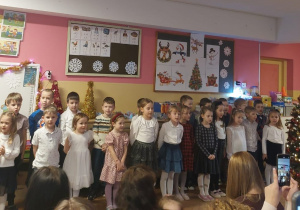 Dzieci podczas występów