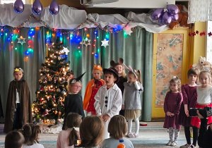 Dzieci podczas wystęów