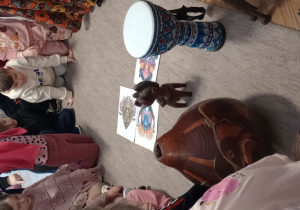 Afrykańskie instrumenty i przedmioty