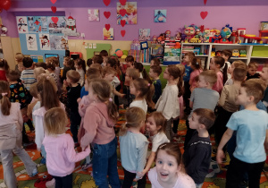 Dzieci podczas koncertu